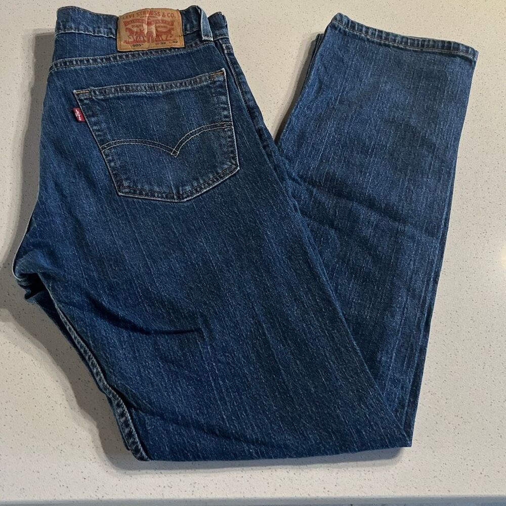 Levi’s 505 Classic Straight Fit  Blue Jeans Tagged 32/32